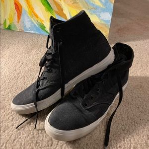 Vans Black High-top shoe